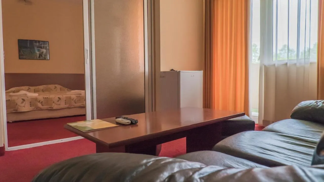Park Hotel Persey Warna